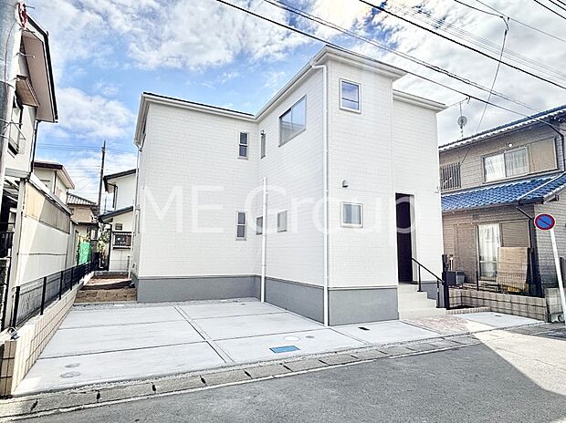 洗練された外観、上質な住空間が広がる室内は永く安心して過ごせる住居です。