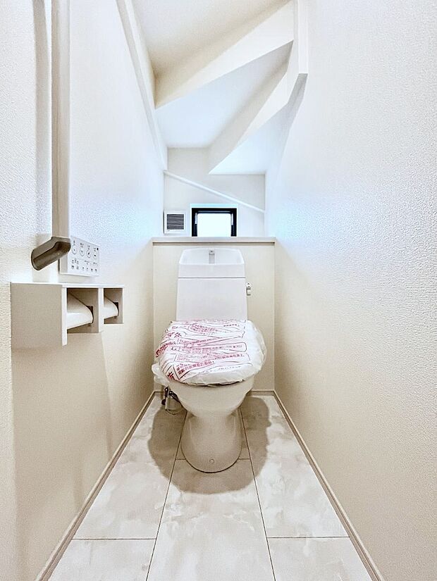 トイレは安心の2箇所!朝のバタバタも一安心です。