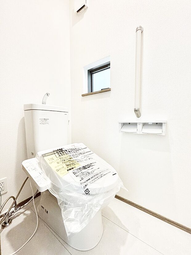 トイレは安心の2箇所！朝のバタバタも一安心です。