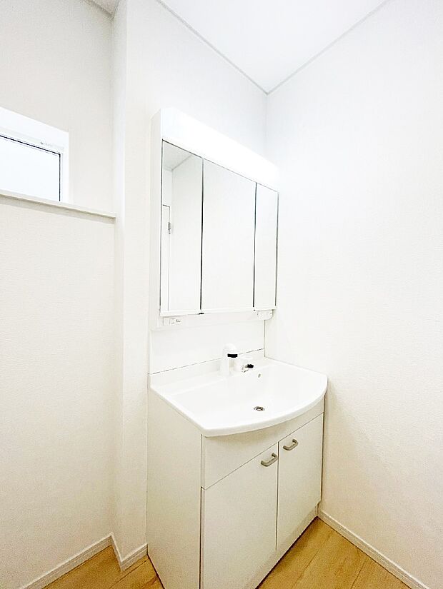 広々とゆとりのあるランドリースペース