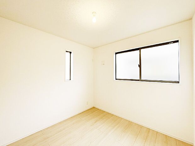 爽やかな日差しがお部屋全体を優しく包み込んでくれます