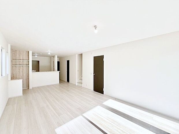 住む方の個性が引き出される、インテリアを考えるのが楽しみなリビングです!