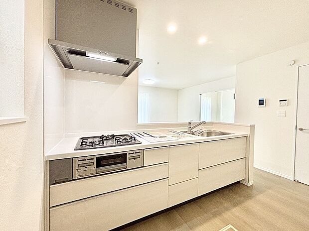 カウンター越しにお話しをしながら毎日のお料理をもっと楽しく