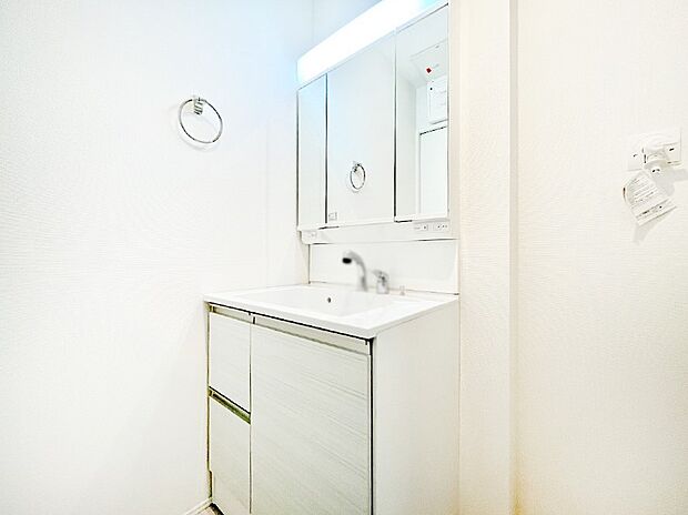 上質な洗面空間がゆとりの時間を演出