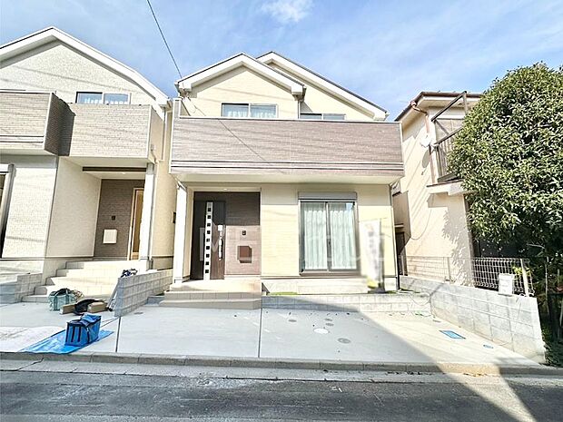 たっぷりの陽光と心地よい風が舞い込む住まい