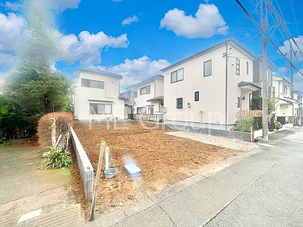 洗練された外観、上質な住空間が広がる室内は永く安心して過ごせる住居です。