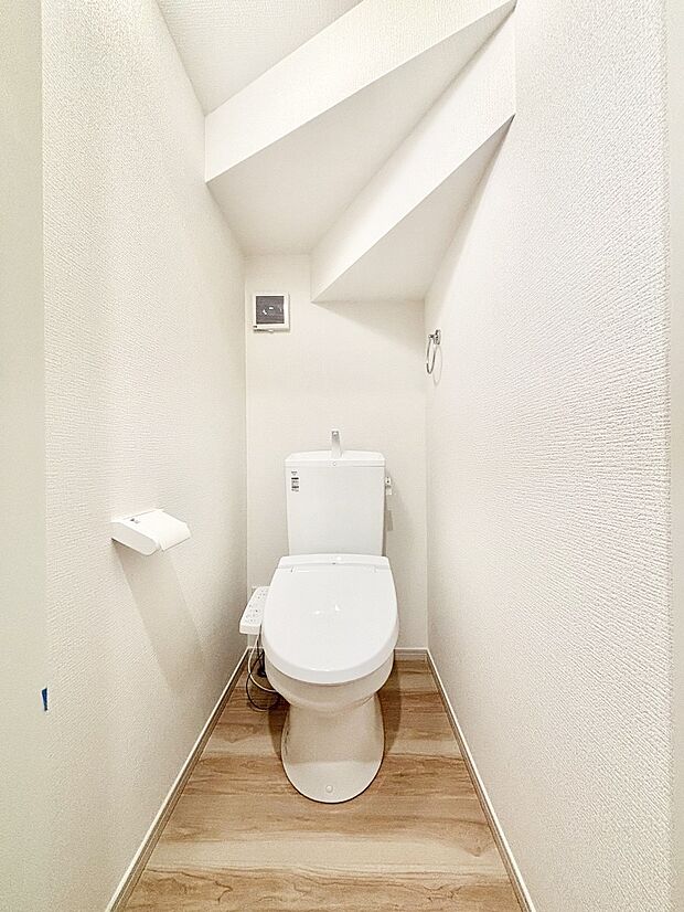 トイレは1階と2階それぞれに配置されていてとても便利です。