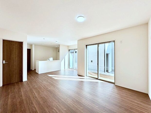 住む方の個性が引き出される、インテリアを考えるのが楽しみなリビングです!