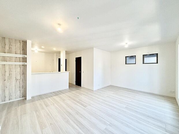 住む方の個性が引き出される、インテリアを考えるのが楽しみなリビングです！　 