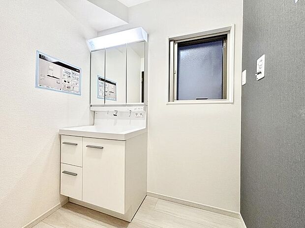 広々とゆとりのあるランドリースペース