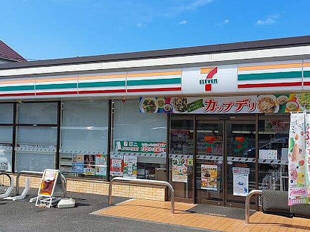 コンビニ 600m セブン-イレブン さいたま大戸3丁目店