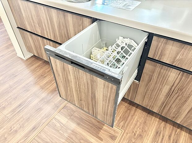 面倒なお片づけは食洗機にお任せ!家事の負担が減って、時間にも気持ちにもゆとりができます。
