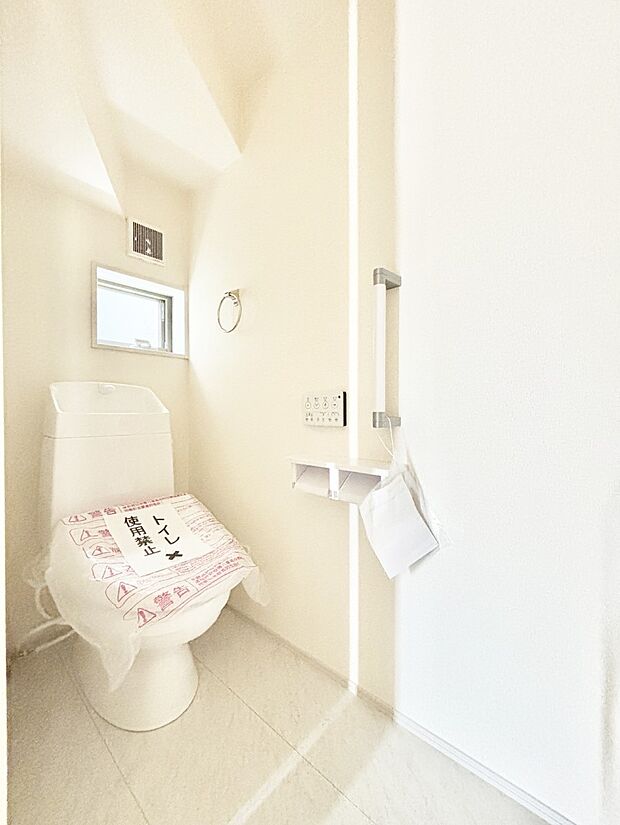 トイレは安心の2箇所!朝のバタバタも一安心です。