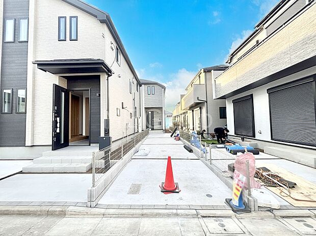 洗練された外観、上質な住空間が広がる室内は永く安心して過ごせる住居です。