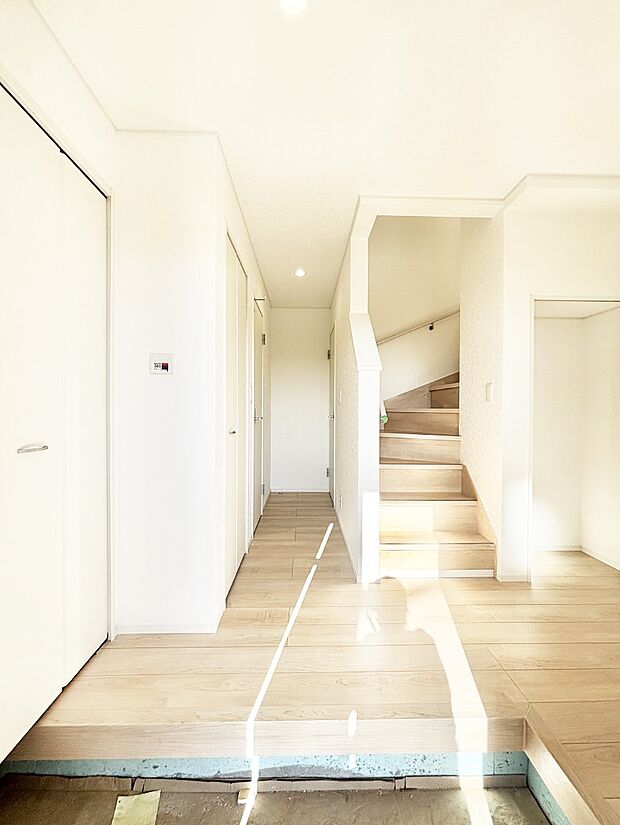 家族の帰宅やお客様をあたたかく迎える玄関