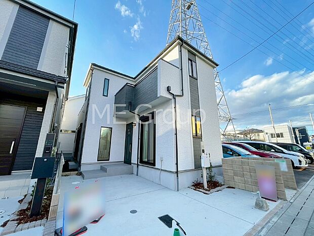 溢れる陽光でご家族の笑顔も輝く