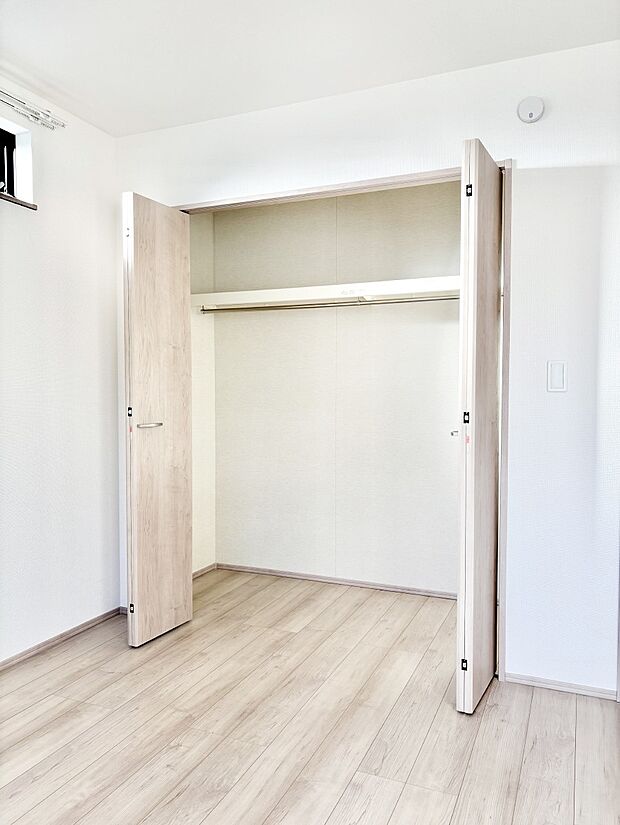 たっぷりの収納スペースで快適に暮らせそう