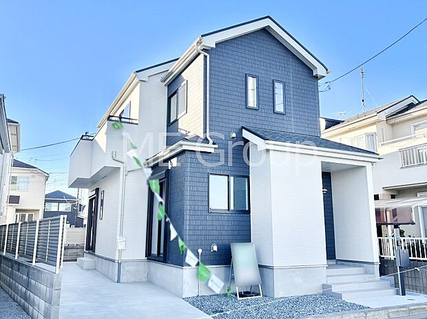 たっぷりの陽光と心地よい風が舞い込む住まい