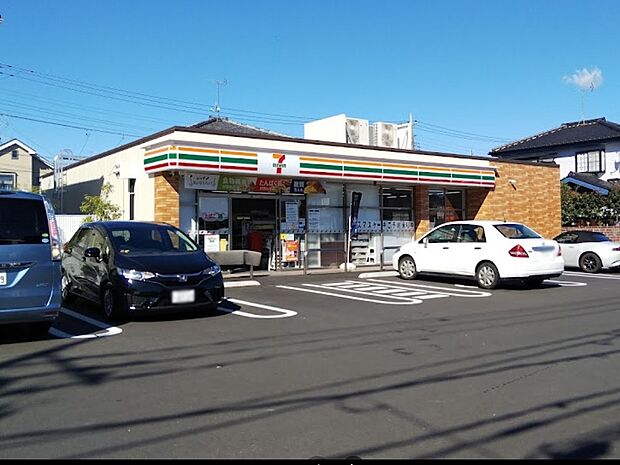 コンビニ 400m セブン-イレブン 三郷早稲田5丁目店
