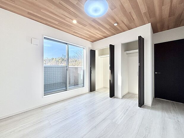 子供部屋にもおすすめな収納スペースたっぷりの居室