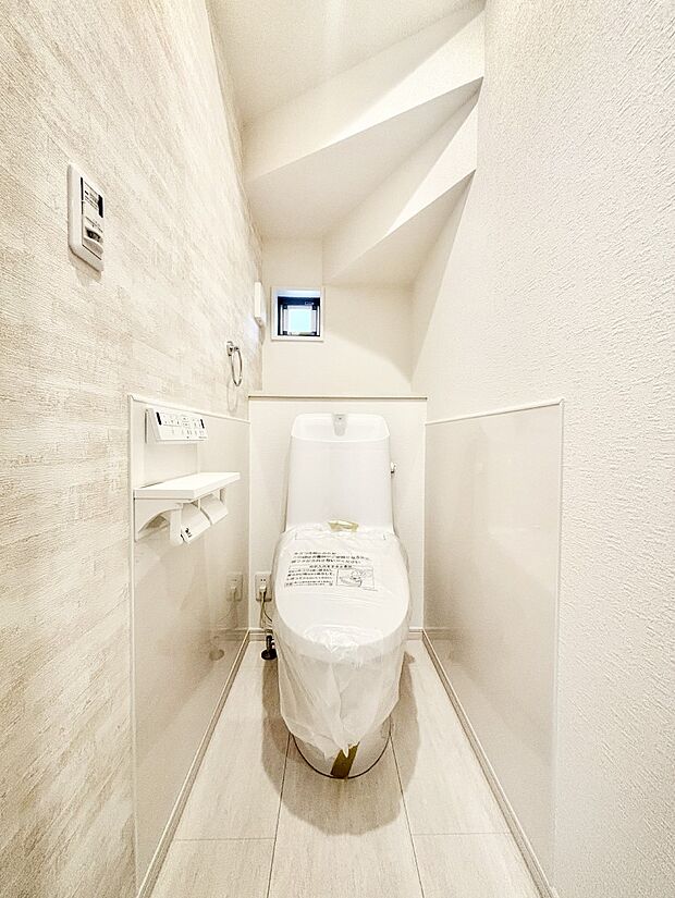 トイレは安心の2箇所！朝のバタバタも一安心です。 