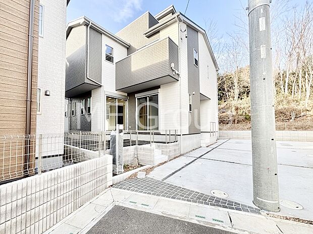 洗練された外観、上質な住空間が広がる室内は永く安心して過ごせる住居です。