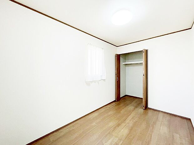 爽やかな日差しがお部屋全体を優しく包み込んでくれます