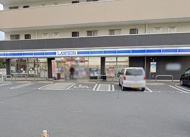 コンビニ 211m ローソン さいたま桜道場一丁目店