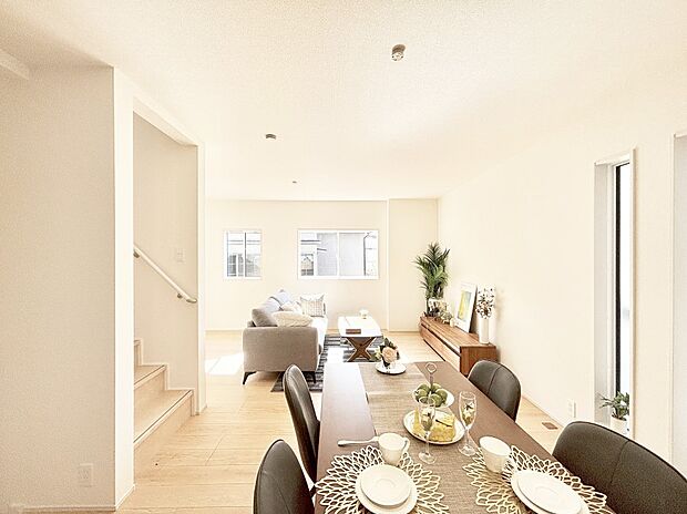 リビング階段、毎日大切な家族とコミュニケーションがとれる家族思いの間取り