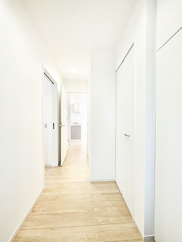 ご家族やお客様を気持ちよくお出迎えできる穏やかな雰囲気の玄関です。