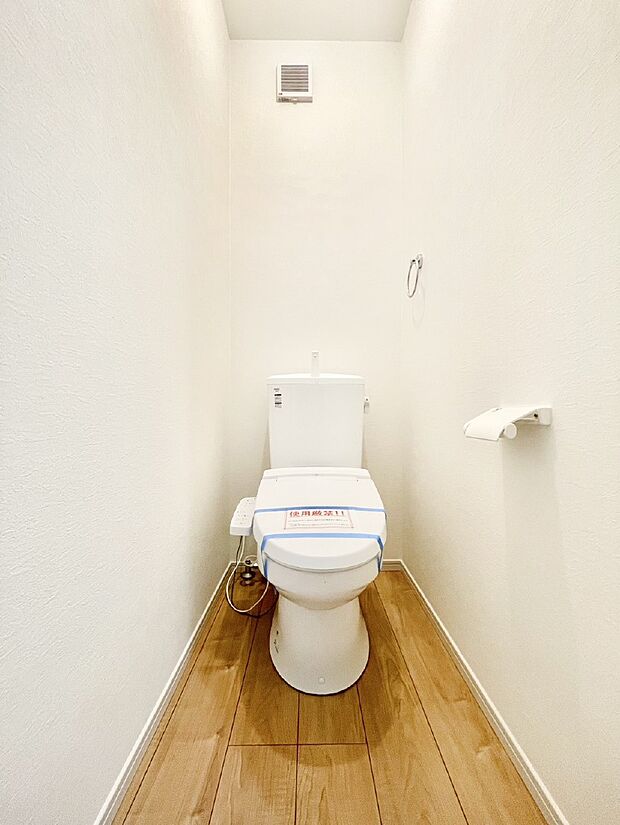 トイレは安心の2箇所!朝のバタバタも一安心です。