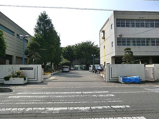 中学校 680m さいたま市立土屋中学校