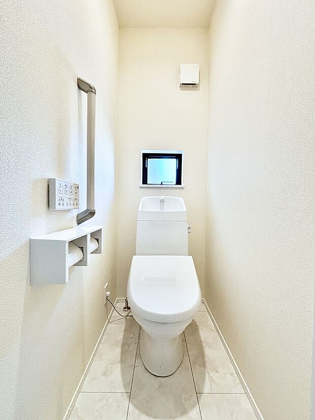 ウォシュレット付きトイレが1階と2階それぞれに配置されていてとても便利です。