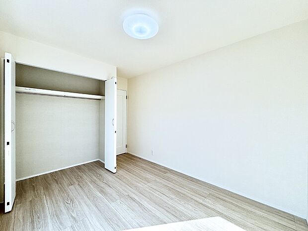 収納が充実しているので、居住スペースを広く使えます。