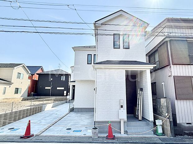 暮らしやすさと居心地の良さにこだわったシンプルで飽きのこないデザイン !