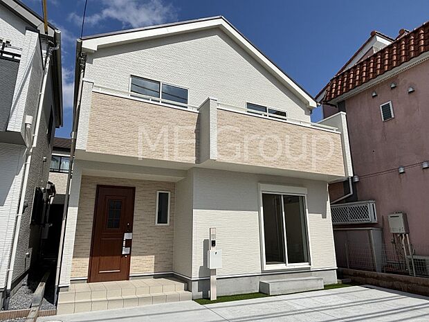 たっぷりの陽光と心地よい風が舞い込む住まい