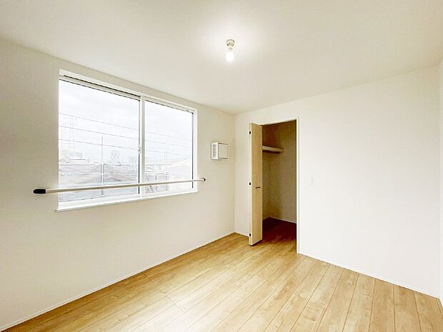 爽やかな日差しがお部屋全体を優しく包み込んでくれます