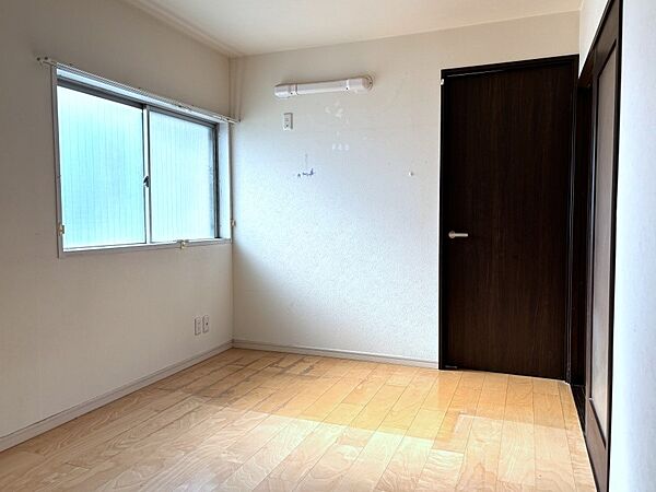 納戸は収納はもちろん、居室としても利用できます。