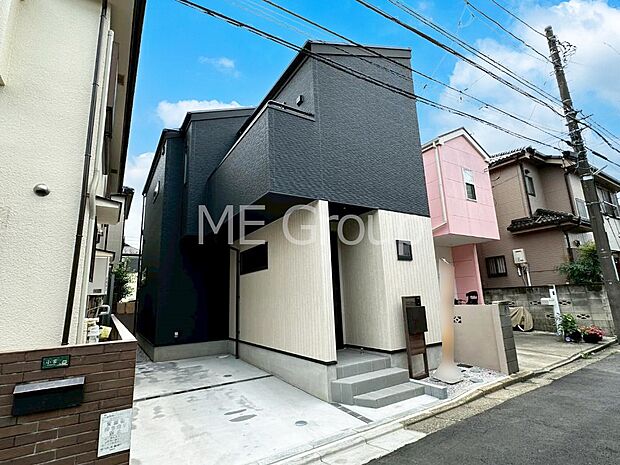 溢れる陽光でご家族の笑顔も輝く