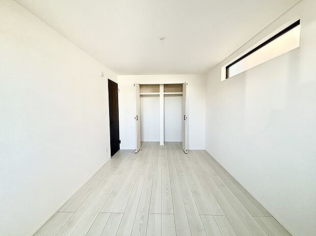 子供部屋にもおすすめな収納スペースたっぷりの居室