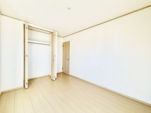 収納が充実しているので居住スペースを広々使えます