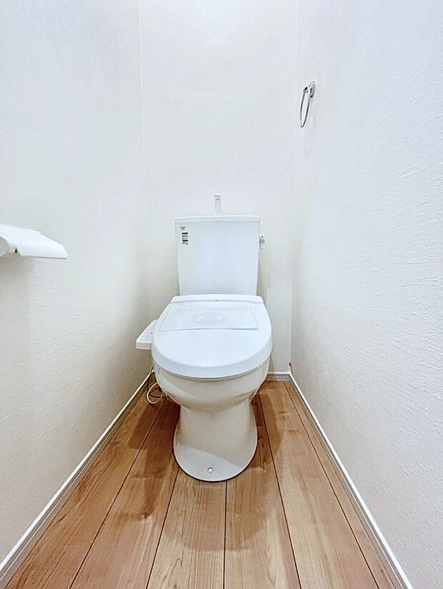トイレは1階と2階それぞれに配置されていてとても便利です。 