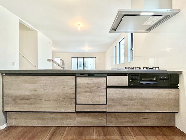 お料理を効率的に、楽しく！システムキッチン  　