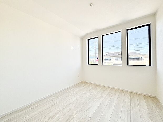 爽やかな日差しがお部屋全体を優しく包み込んでくれます