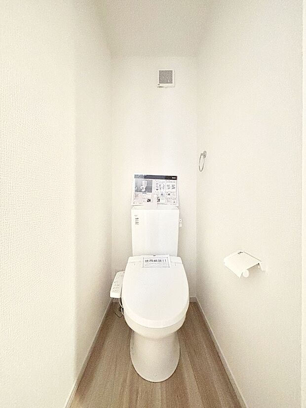 トイレは安心の2箇所!朝のバタバタも一安心です。