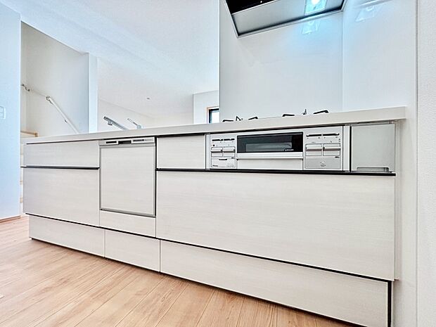 料理をしながらでもご家族との会話を楽しめる対面キッチン