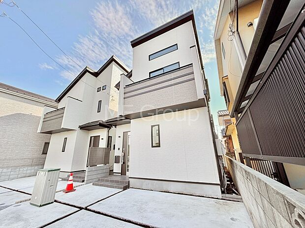 暮らしやすさと居心地の良さにこだわったシンプルで飽きのこないデザイン !