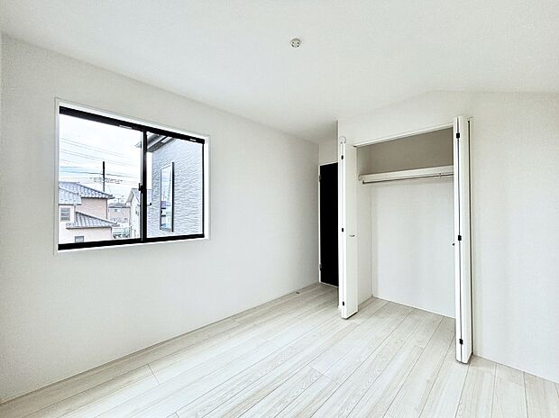 爽やかな日差しがお部屋全体を優しく包み込んでくれます