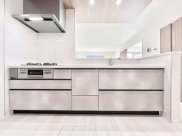 毎日使うキッチンだから、使いやすさ&お手入れのしやすさにこだわりました。