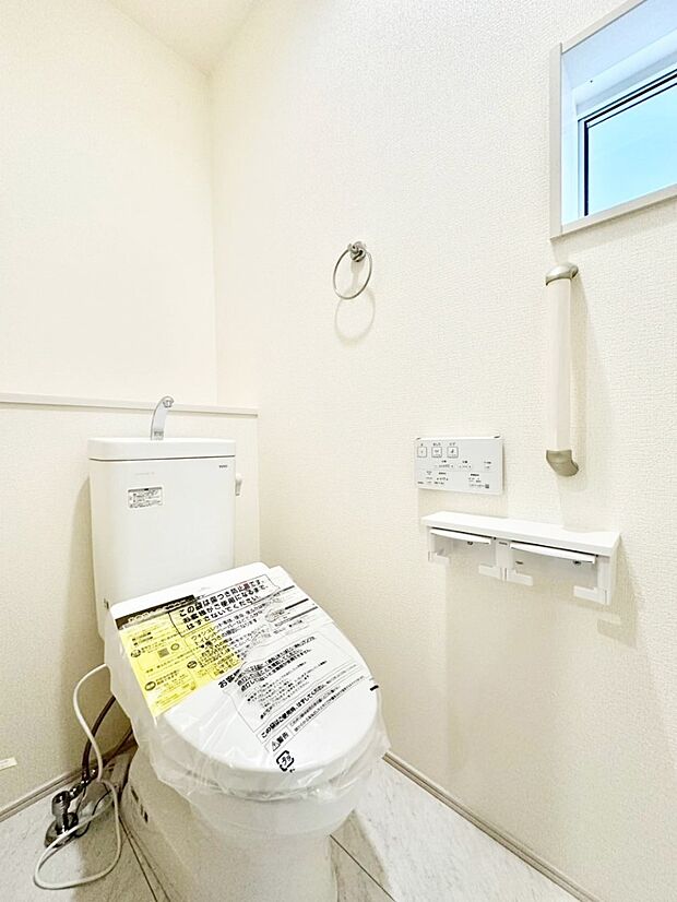 トイレは温水洗浄機能付き